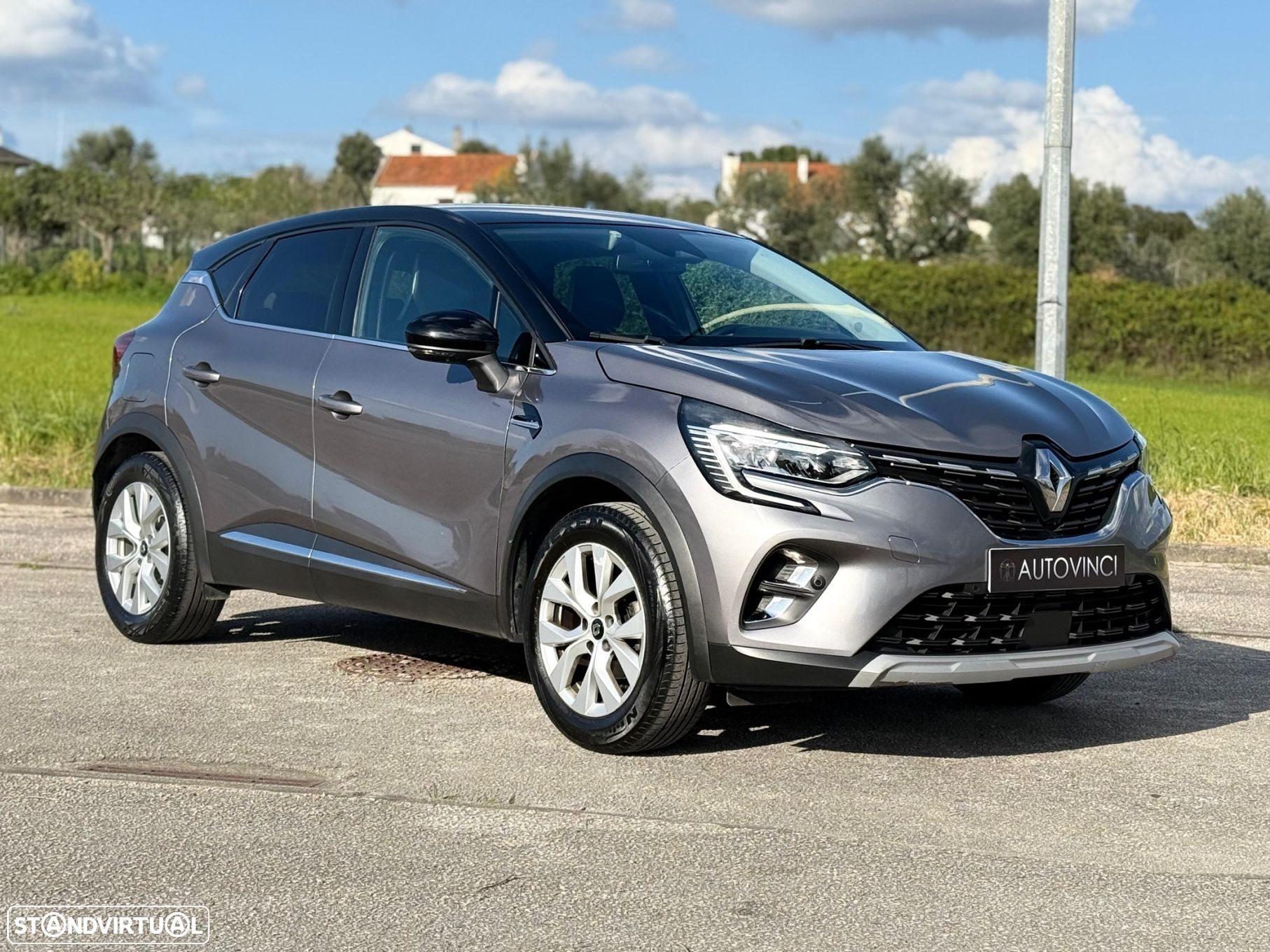 Renault Captur - 1