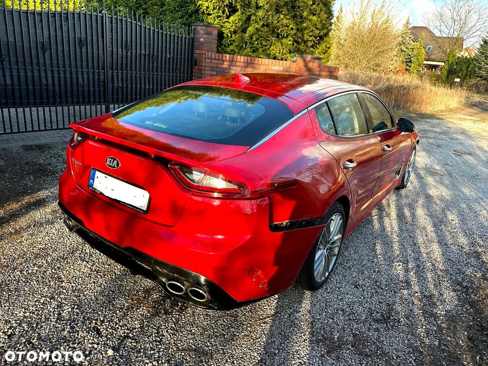 Kia Stinger 2.0 T-GDI GT Line - 6