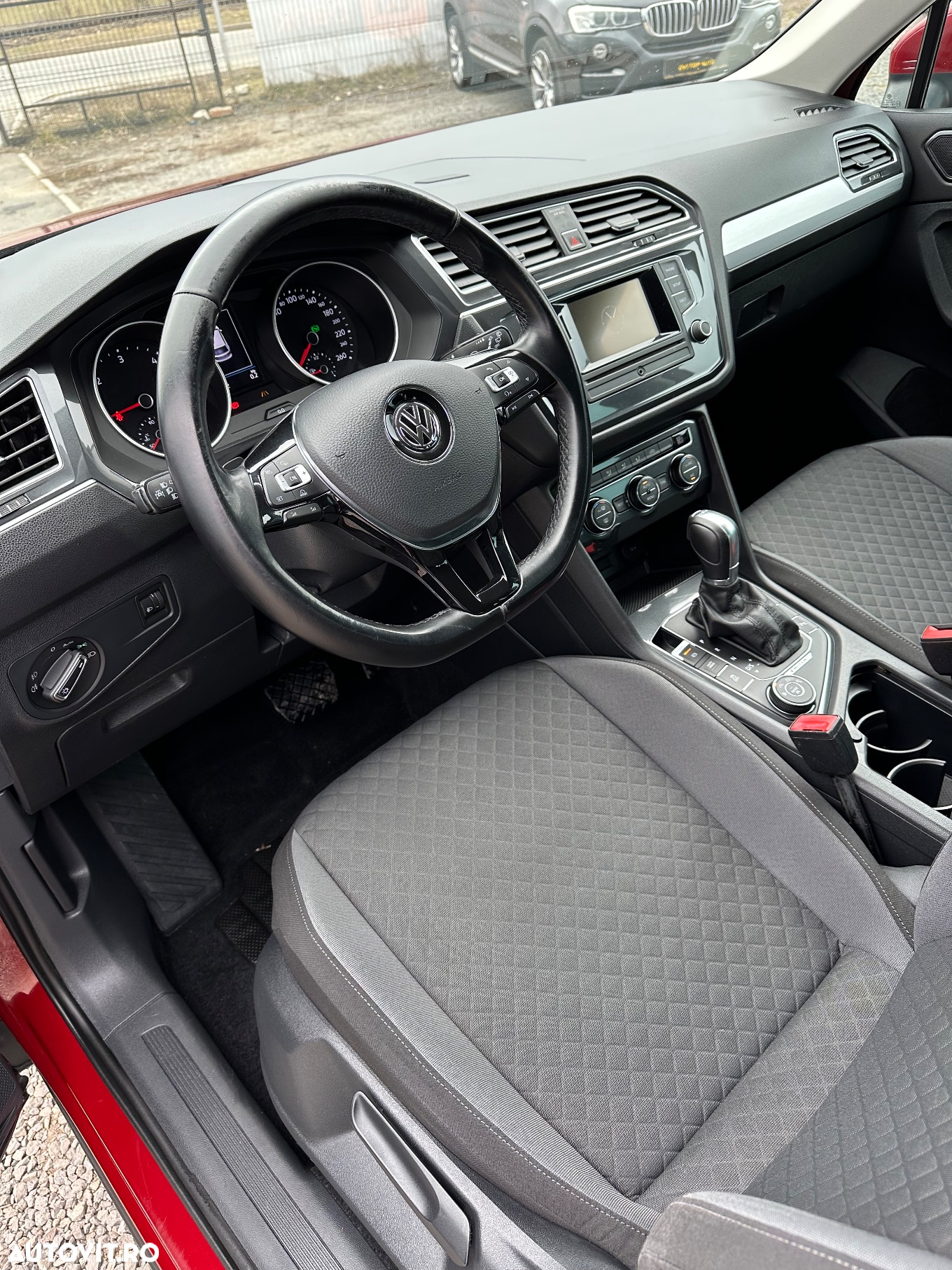 Volkswagen Tiguan 2.0 TDI 4Mot DSG Comfortline - 19
