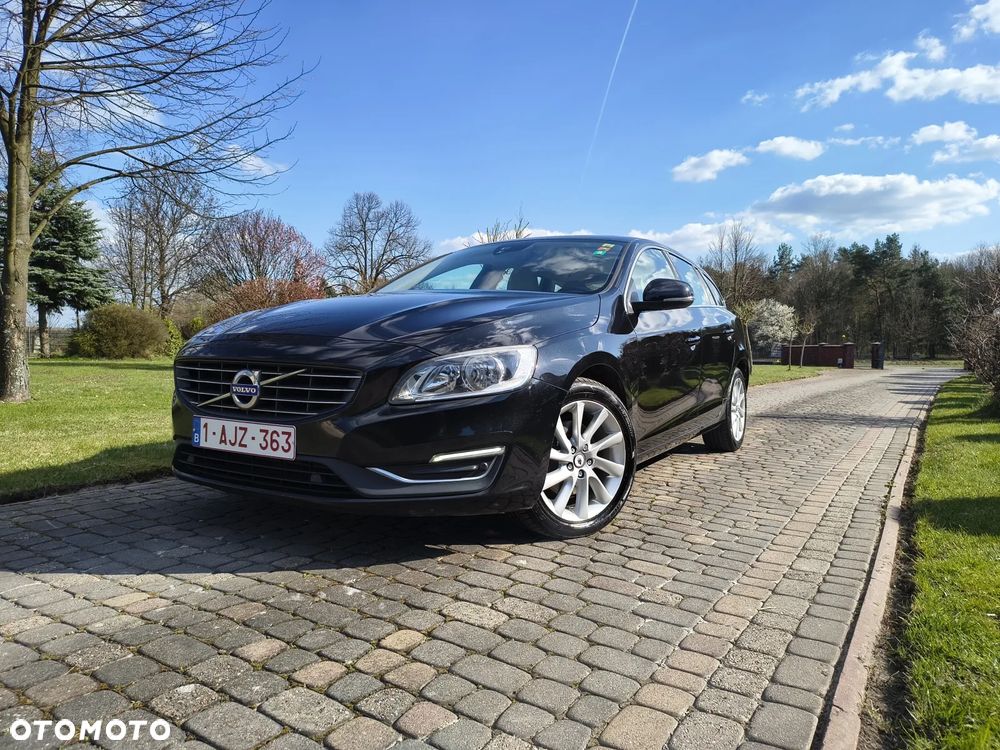 Volvo V60 D2 Kinetic - 24