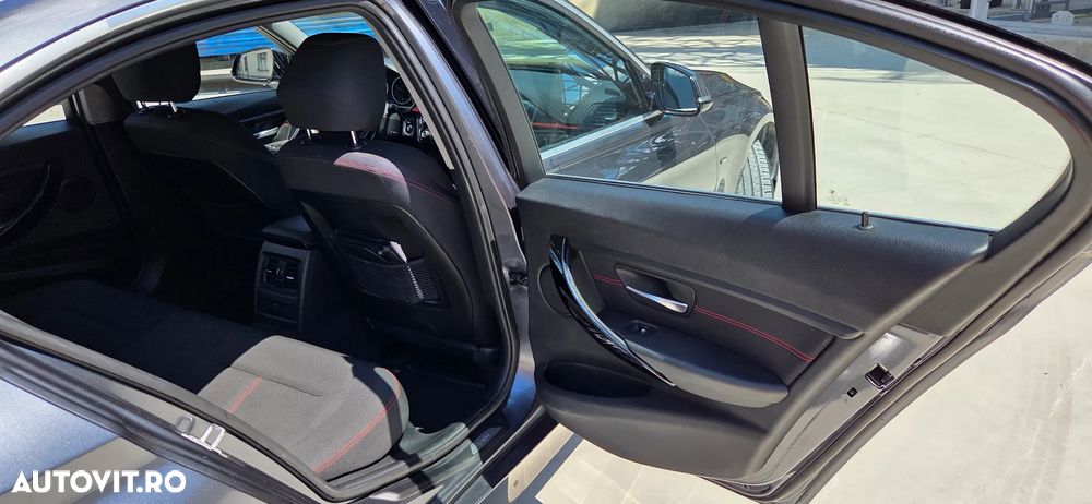 BMW Seria 3 318d Sport Line - 8