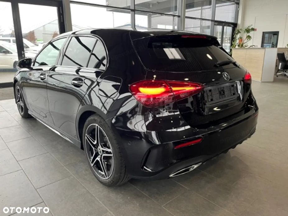 Mercedes-Benz Klasa A 220 4-Matic AMG Line 8G-DCT - 5