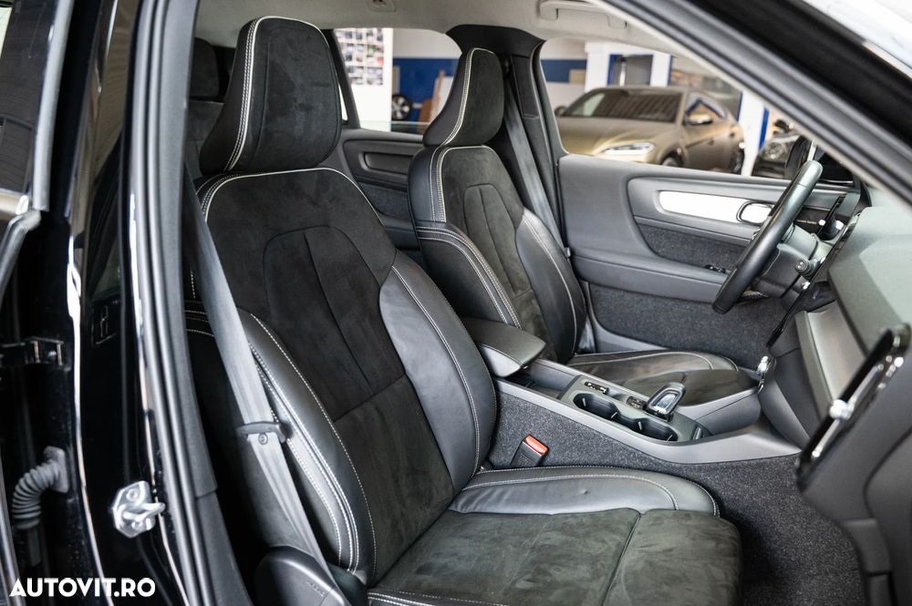 Volvo XC 40 Recharge T4 Twin Engine AT7 Inscription Expression - 8