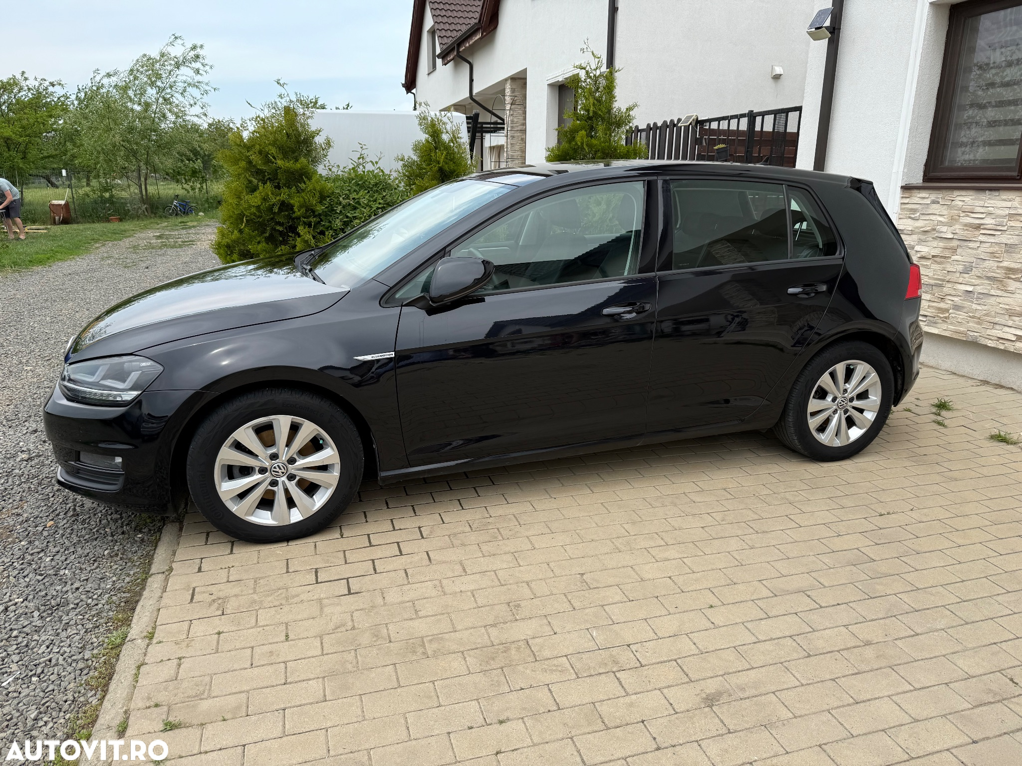 Volkswagen Golf 1.6 TDI BMT Comfortline - 3
