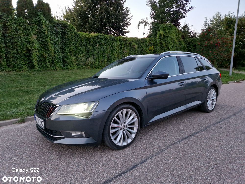 Skoda Superb 2.0 TDI 4x4 DSG Premium Edition - 37