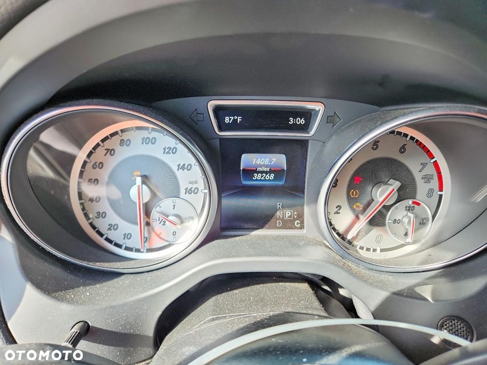Mercedes-Benz CLA 250 4Matic 7G-DCT - 10