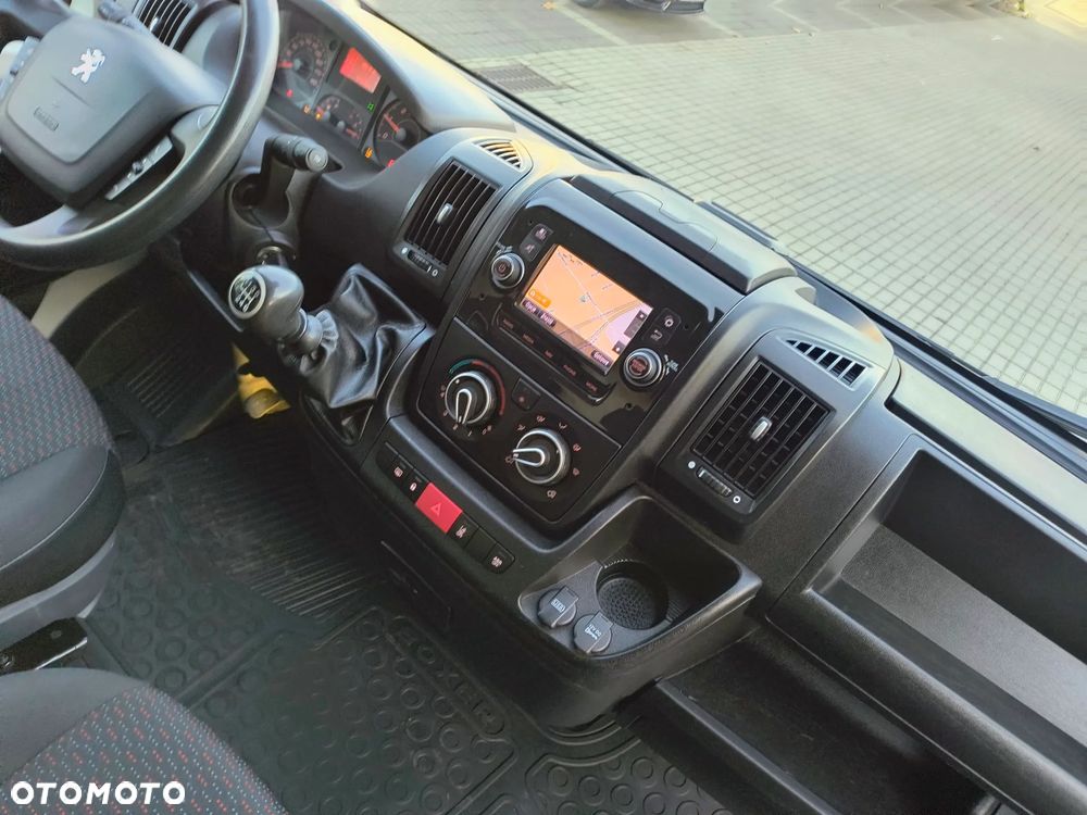Peugeot Boxer L3H2 140KM Niski Przebieg Navi Kamera VAT23 - 18