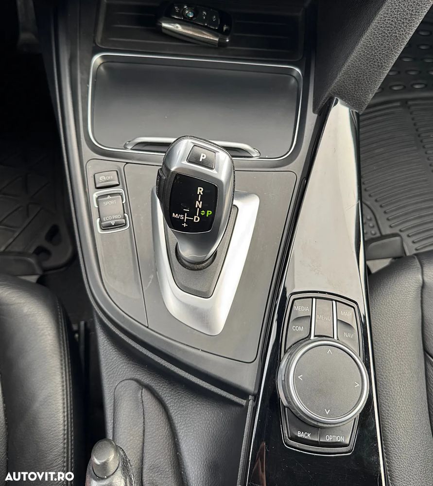 BMW Seria 3 318d Touring Aut. Luxury Line - 20