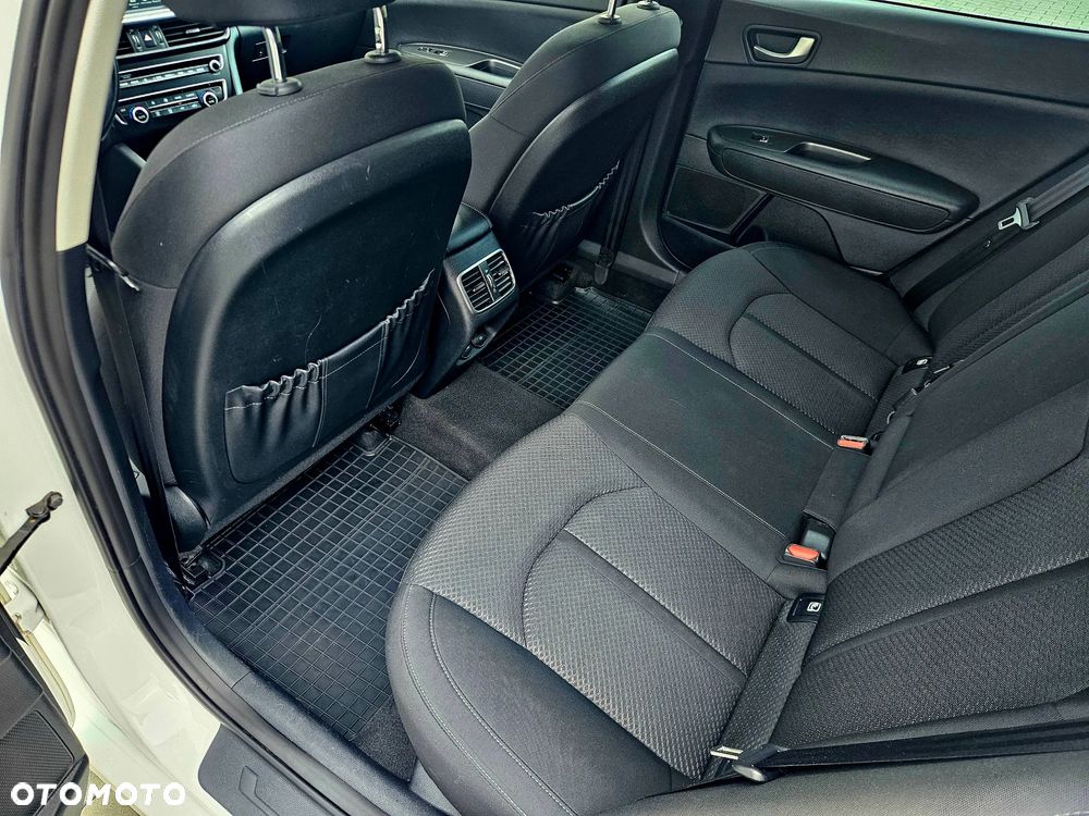 Kia Optima 1.6 T-GDI M DCT - 12