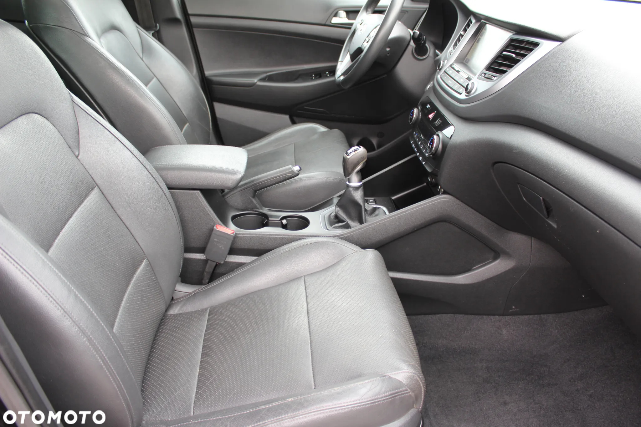 Hyundai Tucson blue 1.7 CRDi 2WD Advantage - 6