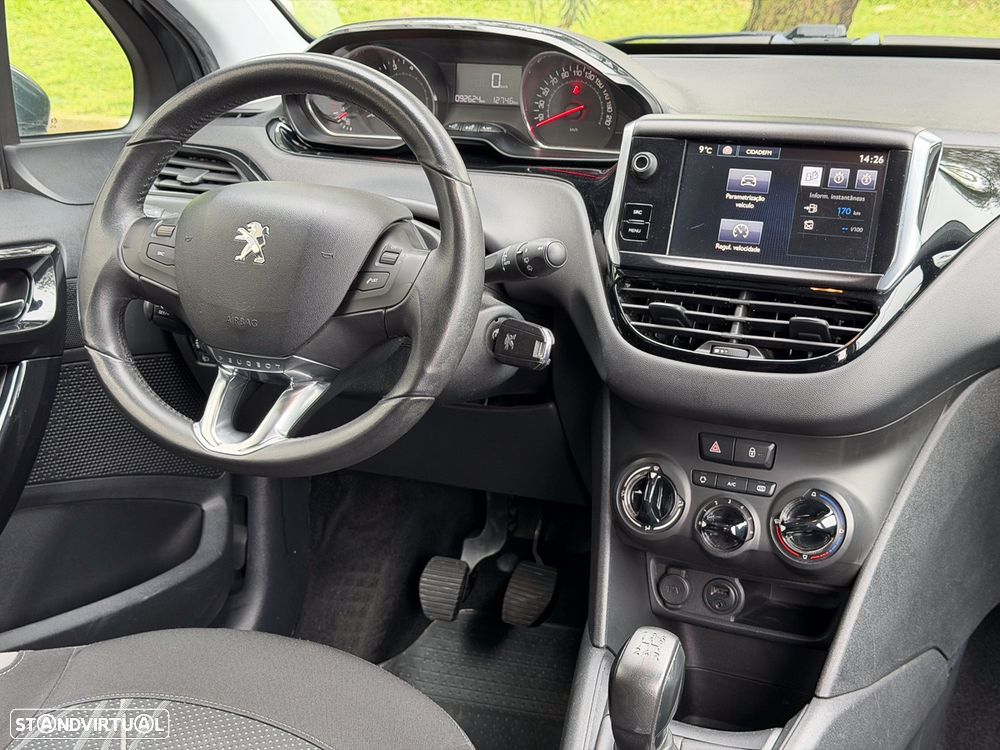 Peugeot 208 1.2 PureTech Active - 21