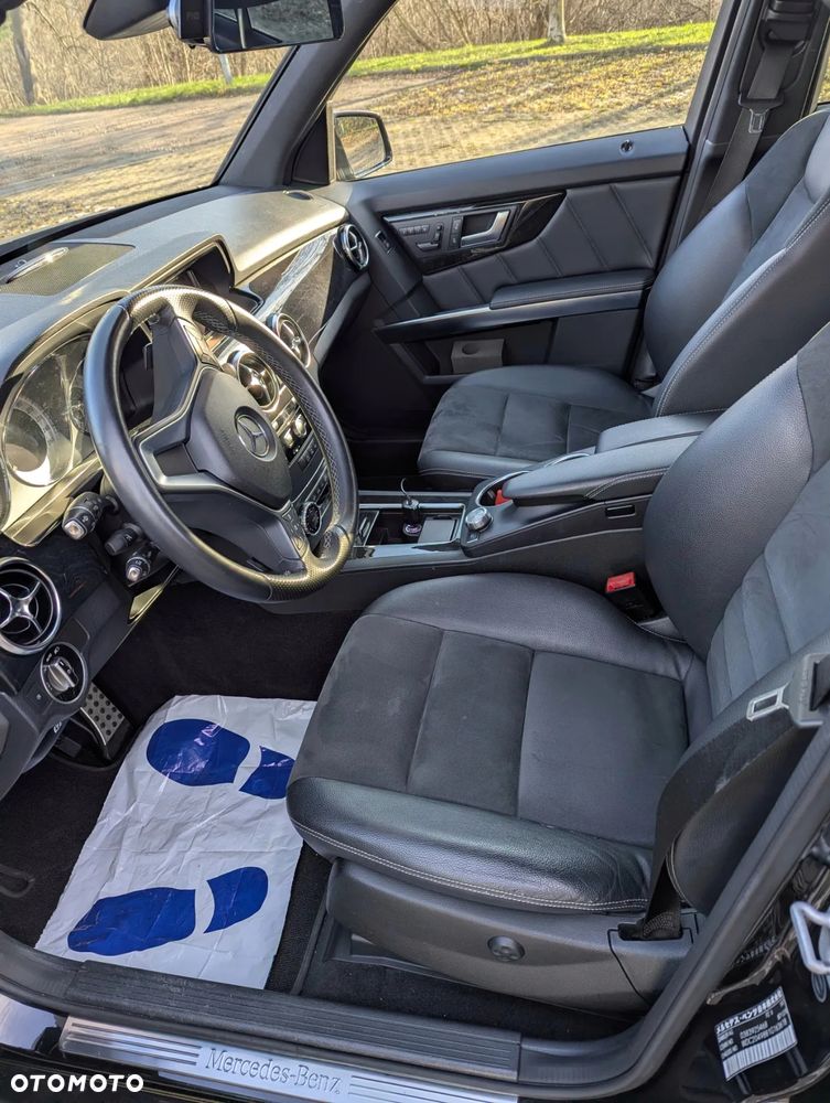 Mercedes-Benz GLK 350 4-Matic - 10