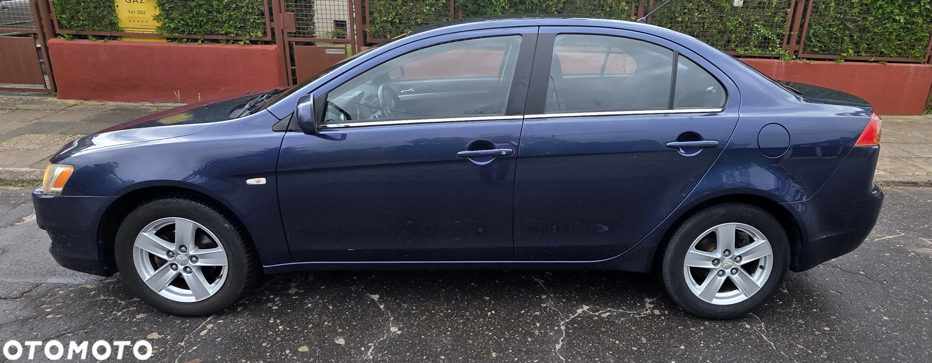 Mitsubishi Lancer 1.8 Instyle CVT - 2
