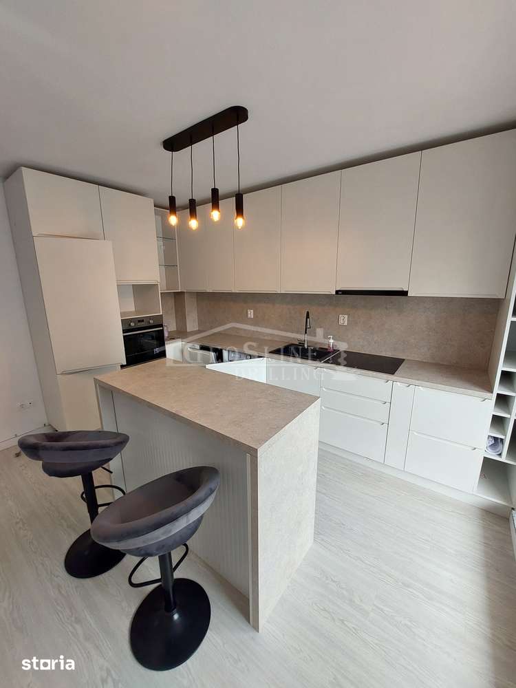 Apartament 3 camere Parcare subterană Boxă depozitare Strada Siretului — fotografia 1