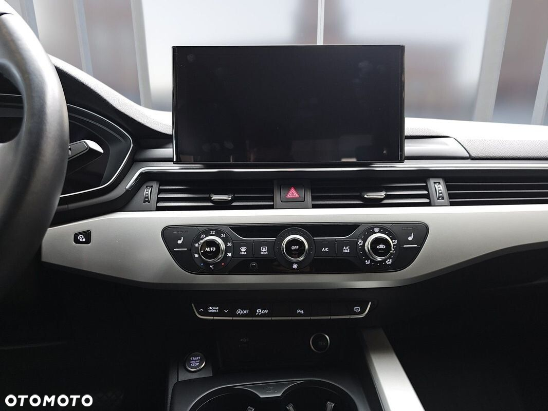 Audi A4 40 TDI S Line S tronic - 17