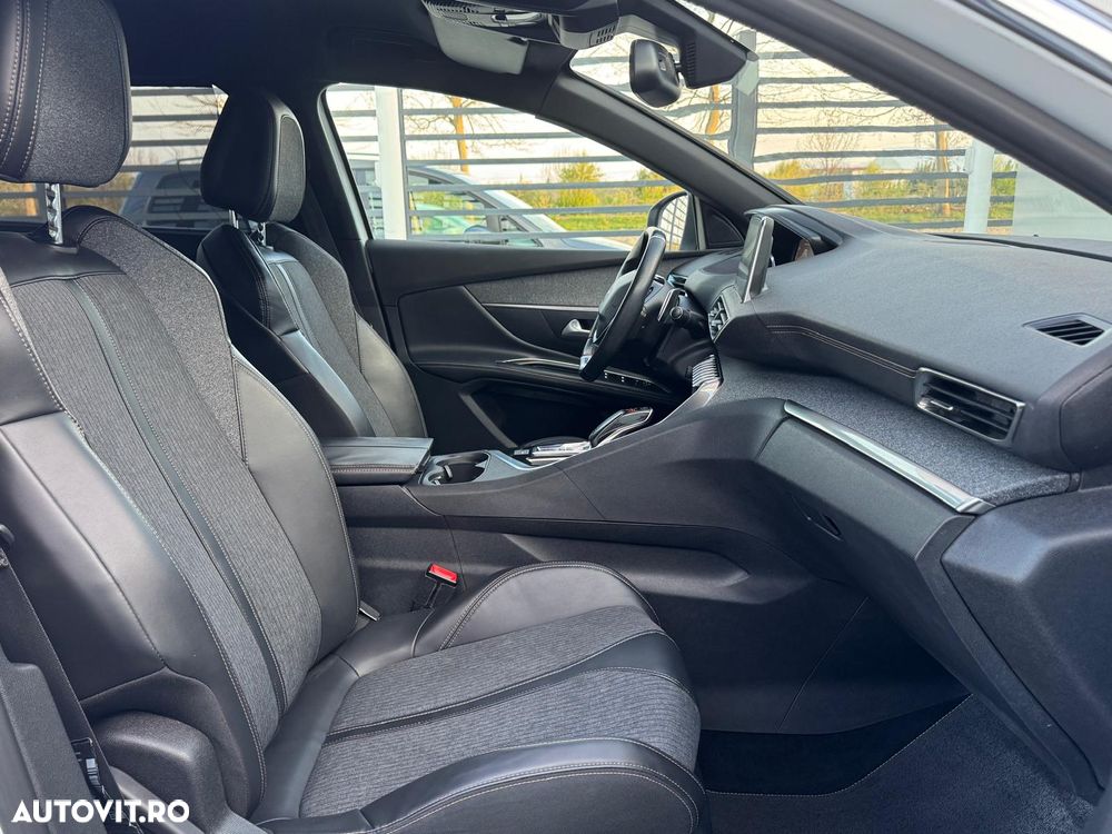 Peugeot 5008 - 12
