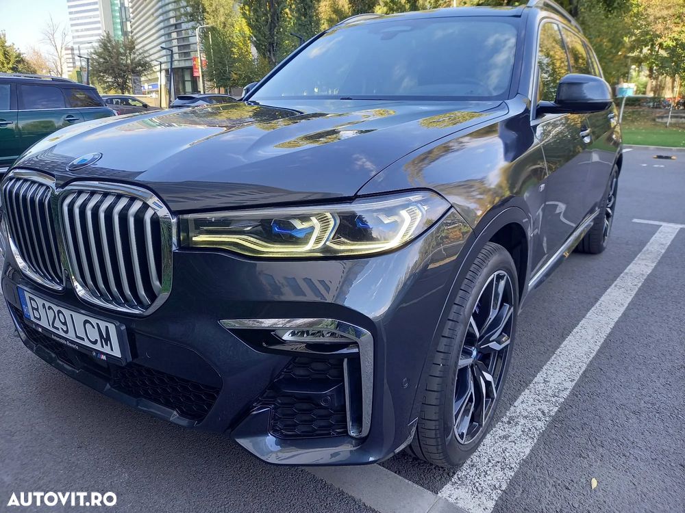 BMW X7 xDrive40i - 7