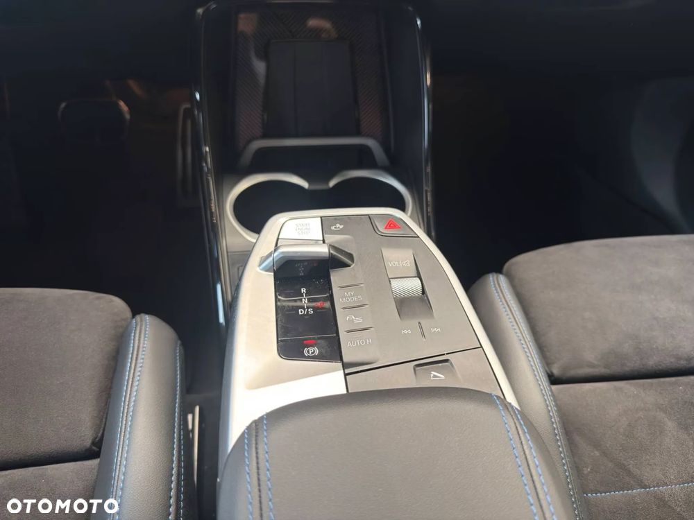 BMW X1 xDrive23i mHEV M Sport sport - 21