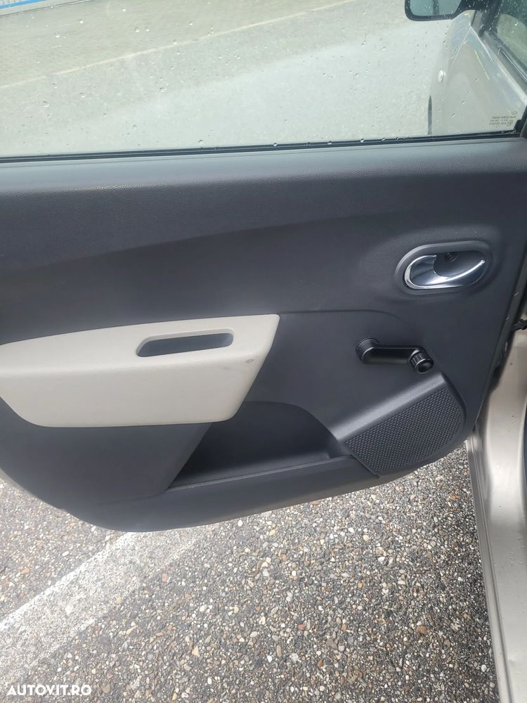 Dacia Lodgy 1.5 dCi Laureate - 10