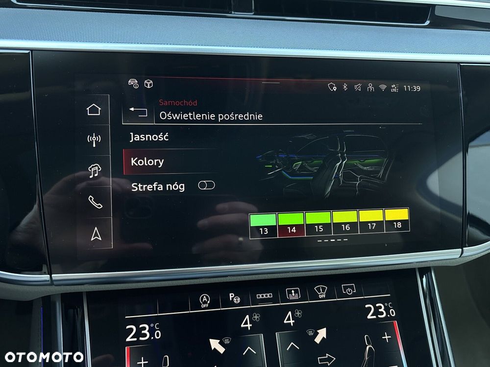 Audi A8 - 19