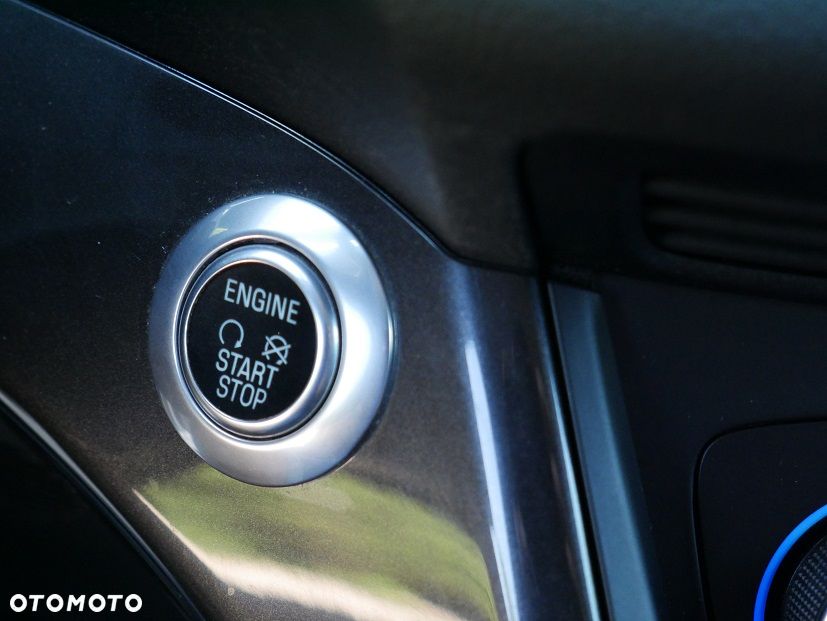 Ford C-MAX 2.0 TDCi Start-Stop-System Titanium - 24