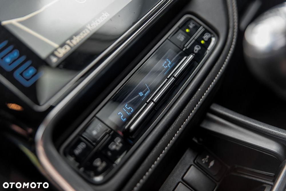 Toyota Auris 1.2 Turbo Design Edition - 20