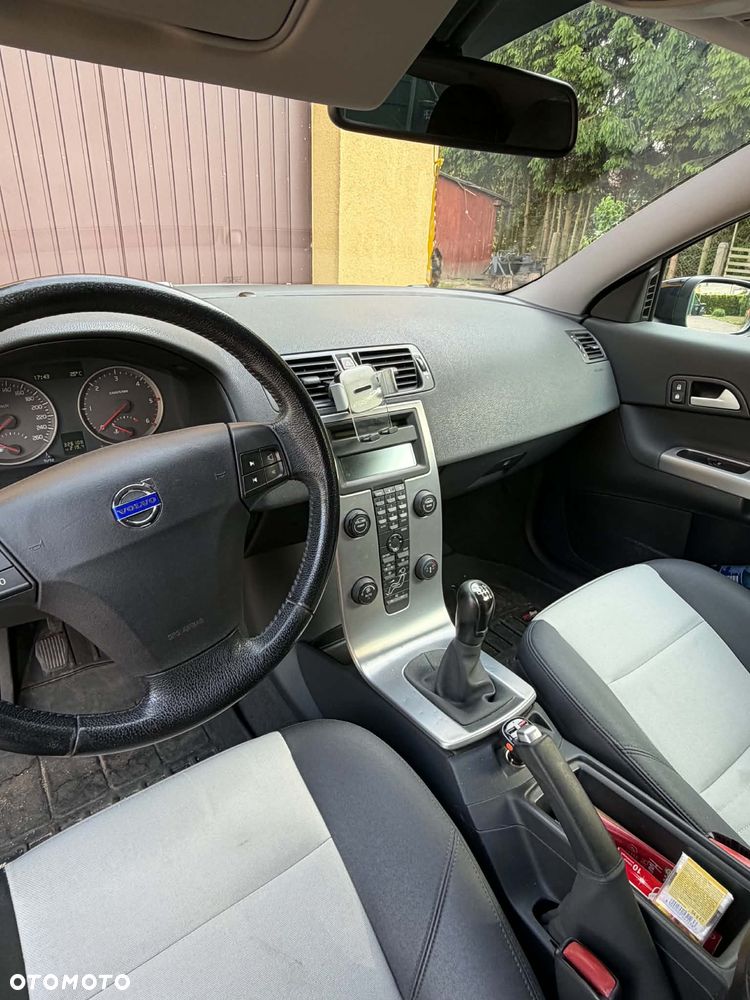 Volvo C30 2.0D Momentum - 8