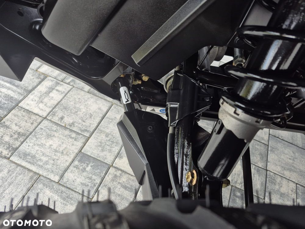 Can-Am Outlander - 10