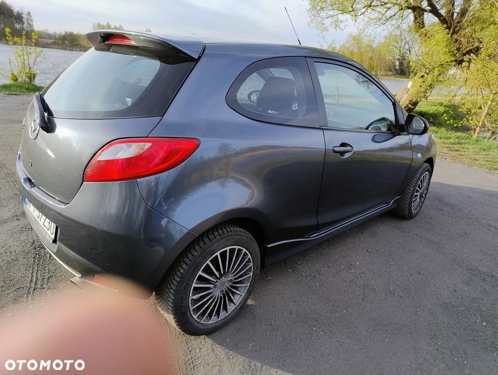 Mazda 2 - 4