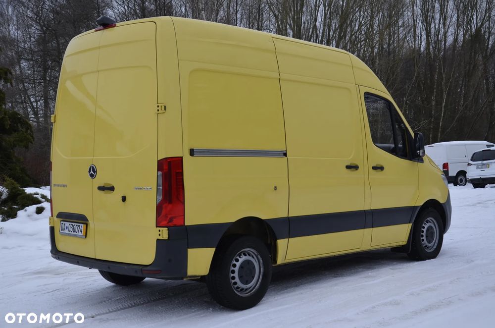 Mercedes-Benz Sprinter - 3