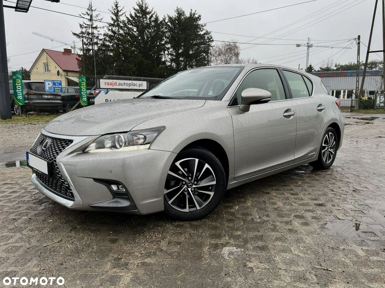 Lexus CT 200h Dynamic Line - 2