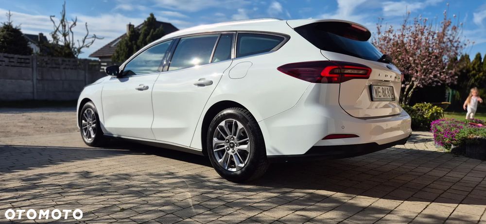 Ford Focus 1.0 EcoBoost Titanium - 36