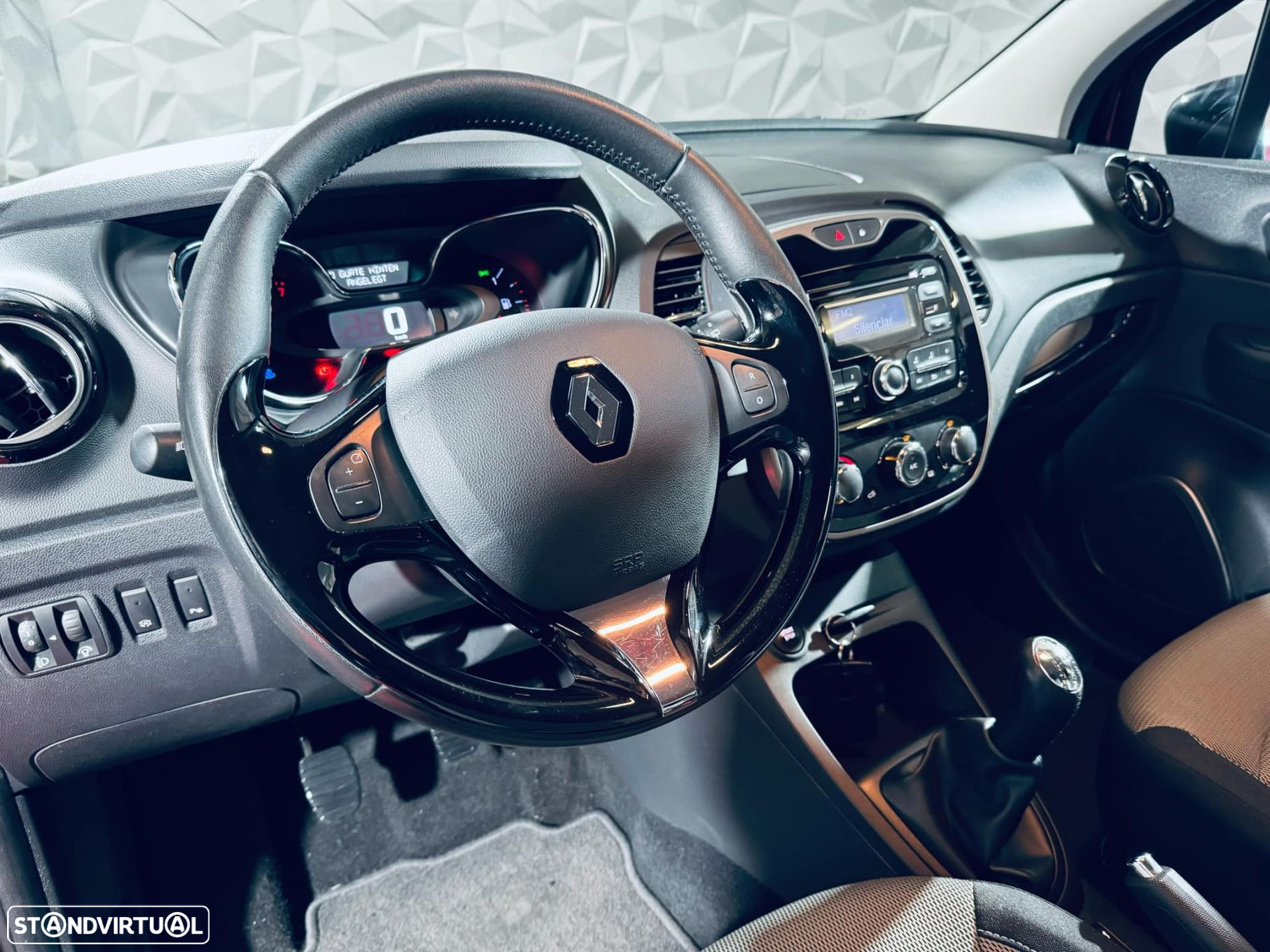Renault Captur 0.9 TCE Exclusive - 37