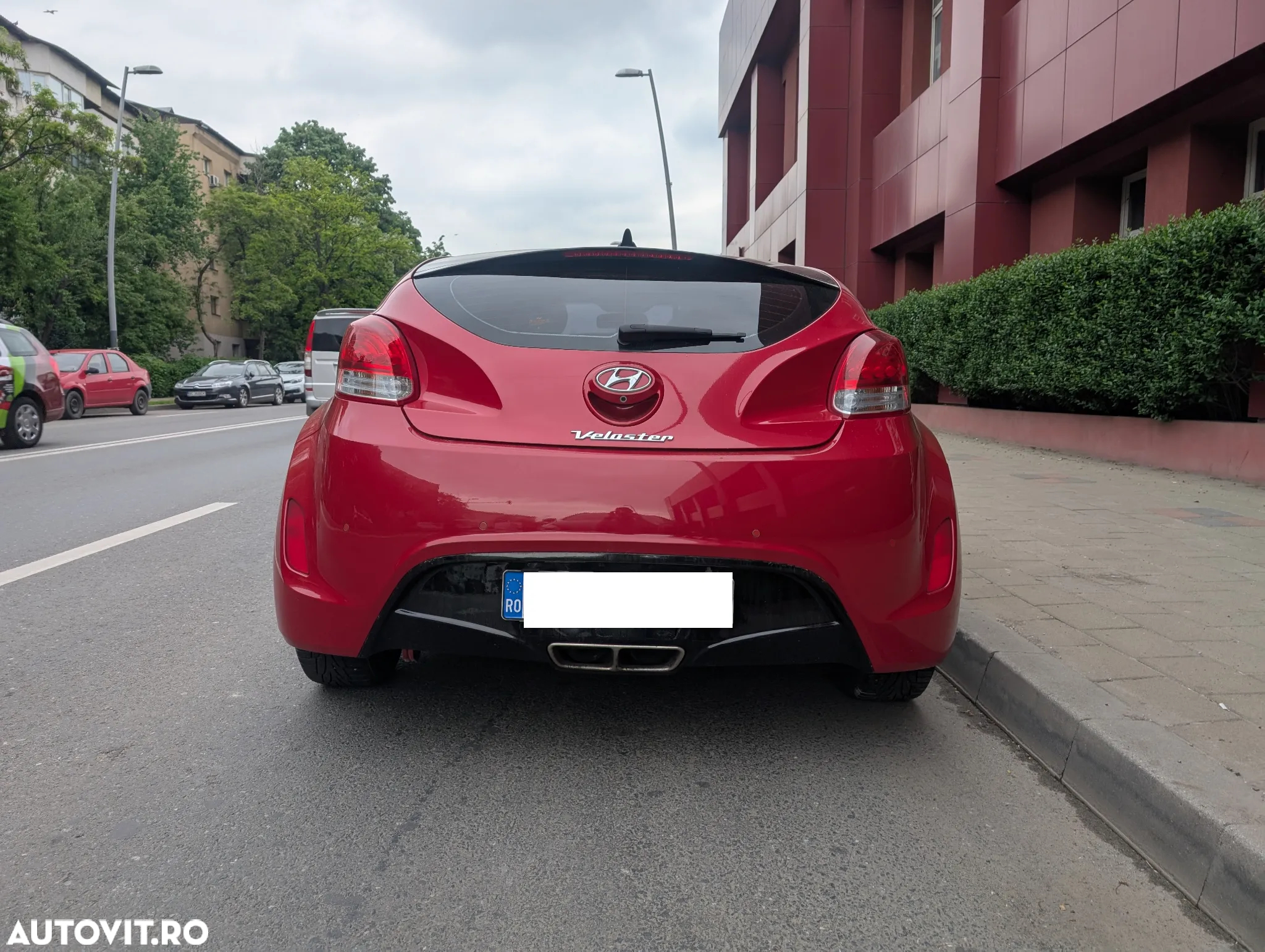 Hyundai Veloster - 5