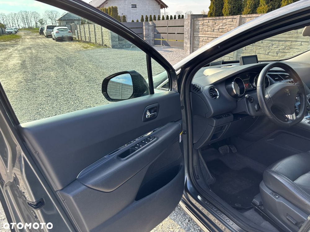 Peugeot 3008 HDi 160 Automatik Allure - 18