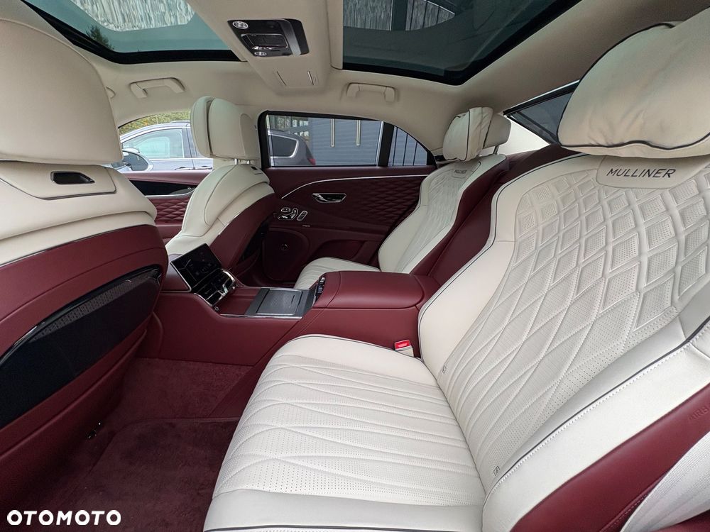 Bentley Flying Spur - 23