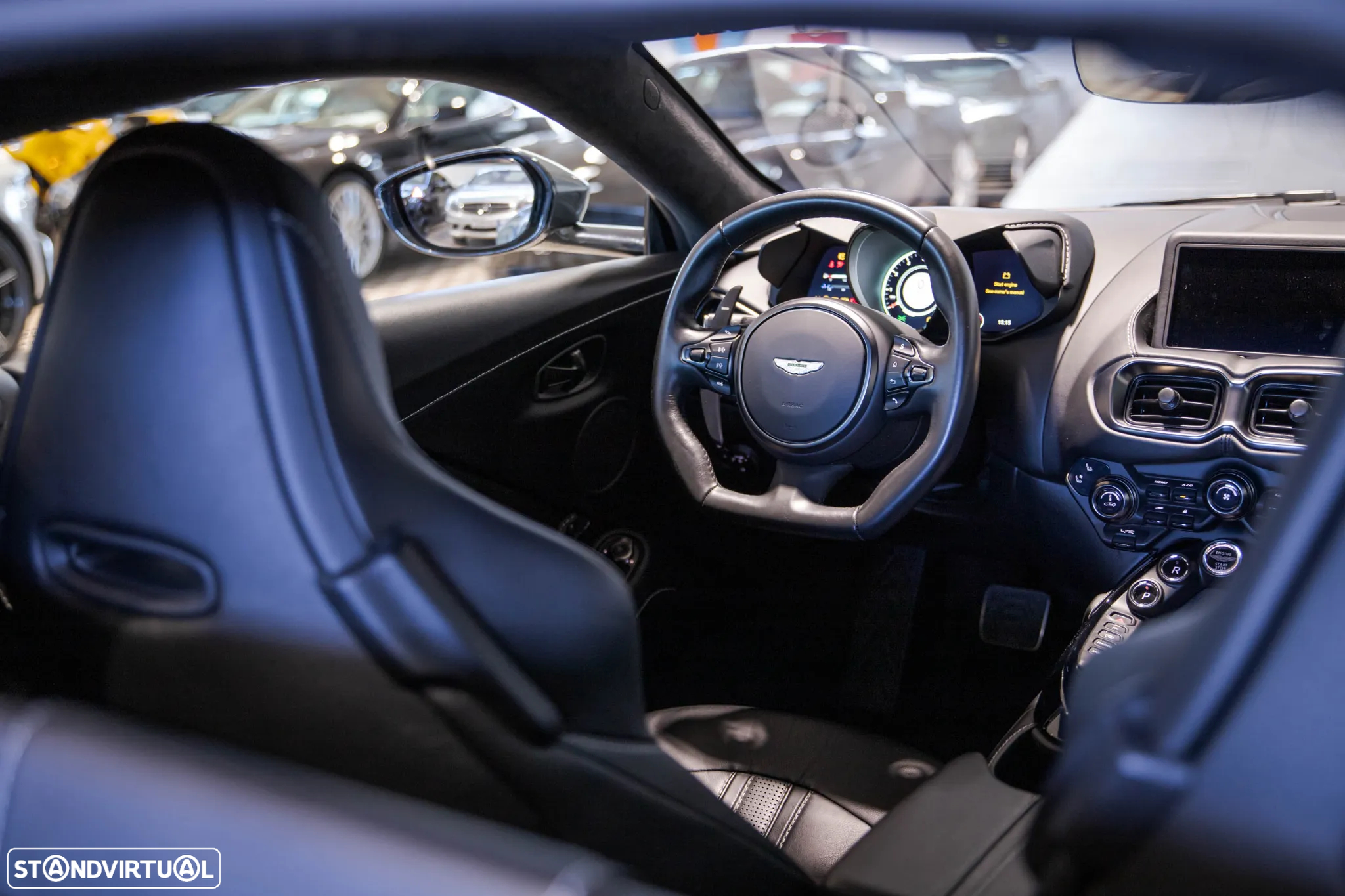 Aston Martin Vantage Coupe V8 - 16