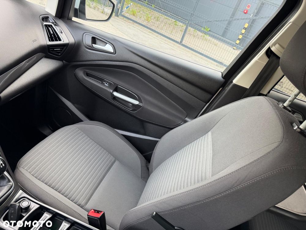 Ford C-MAX 1.0 EcoBoost Titanium ASS - 19