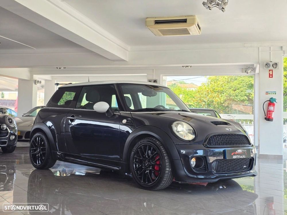 MINI 3 Portas John Cooper Works - 9