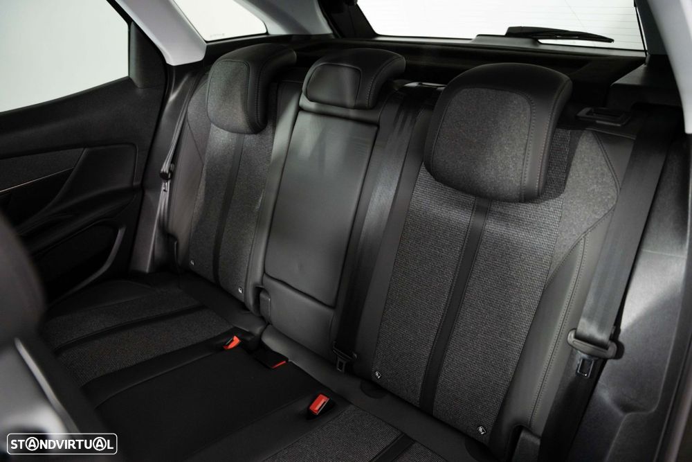 Peugeot 3008 1.2 PureTech Allure Pack - 9
