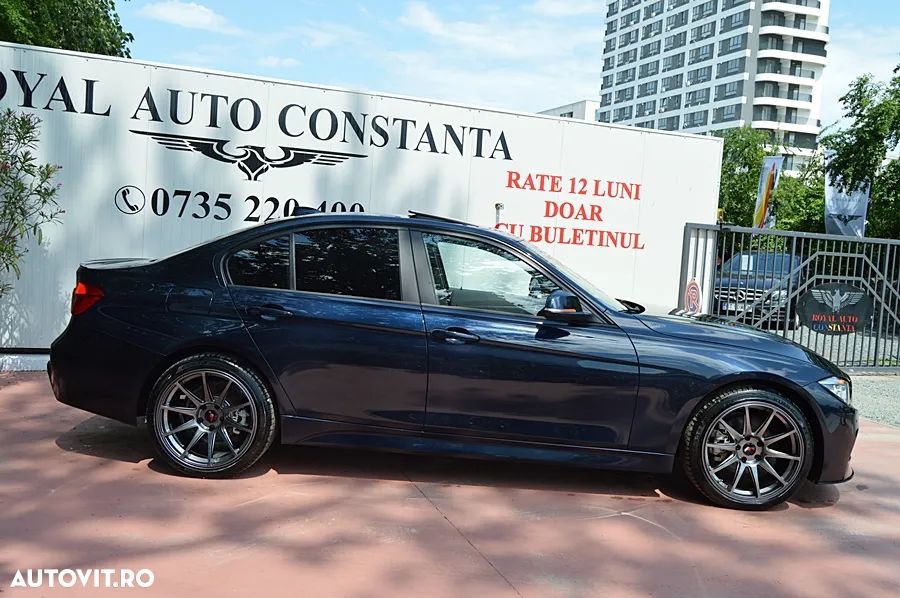 BMW Seria 3 320i xDrive Aut. Edition M Sport Shadow - 26