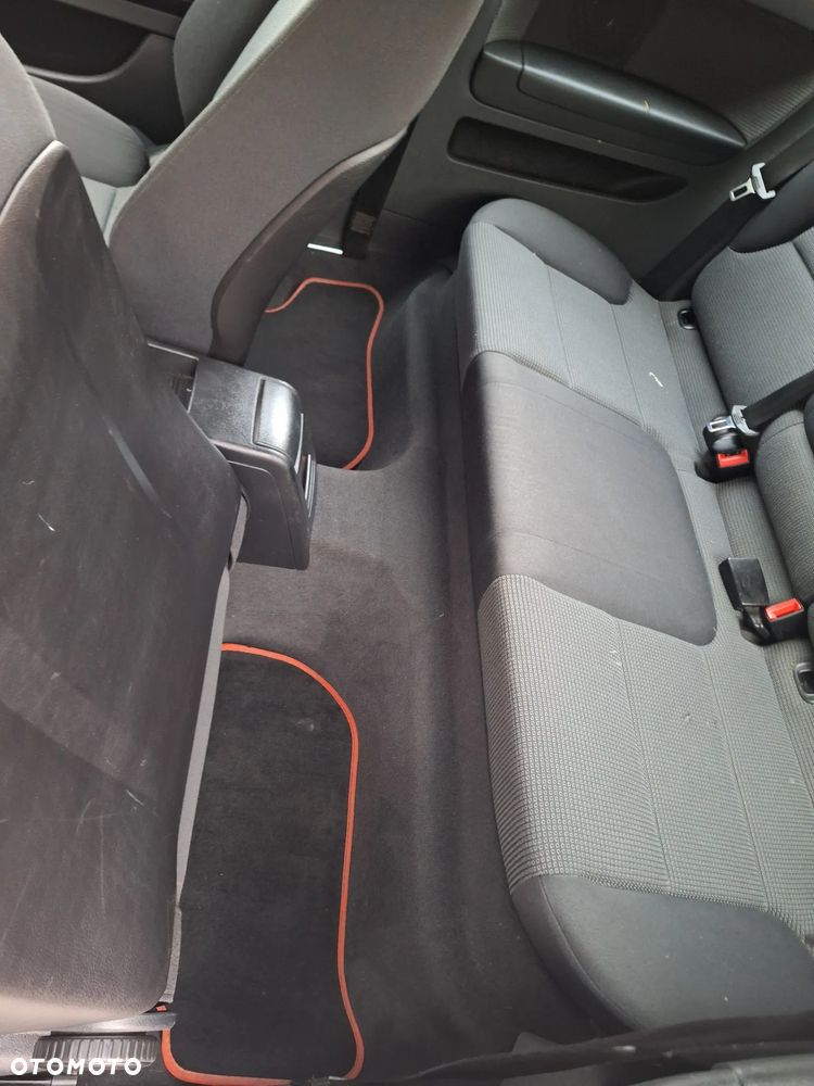 Audi A3 3-drzwiowe 1.6 Ambiente - 23