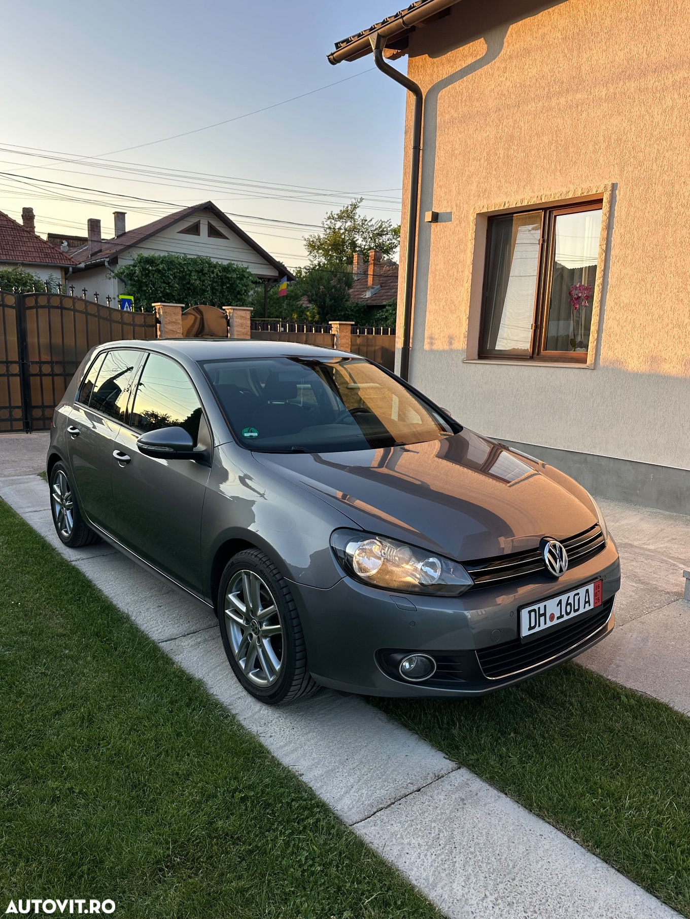 Volkswagen Golf 1.4 TSI Highline - 2