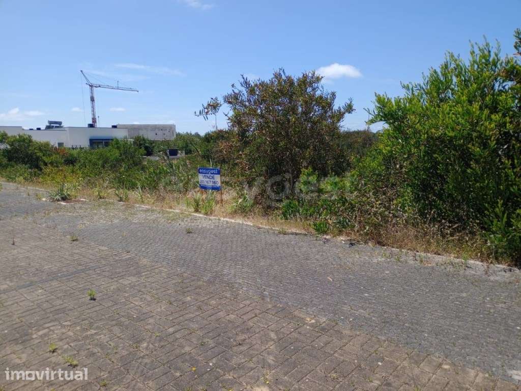 Lote urbano para construção com 381m2 - Grande imagem: 2/6