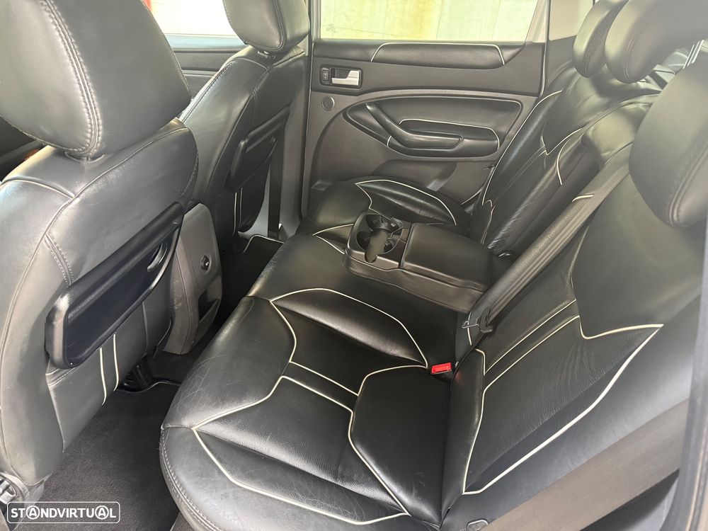 Ford Kuga 2.0 TDCi Titanium - 9