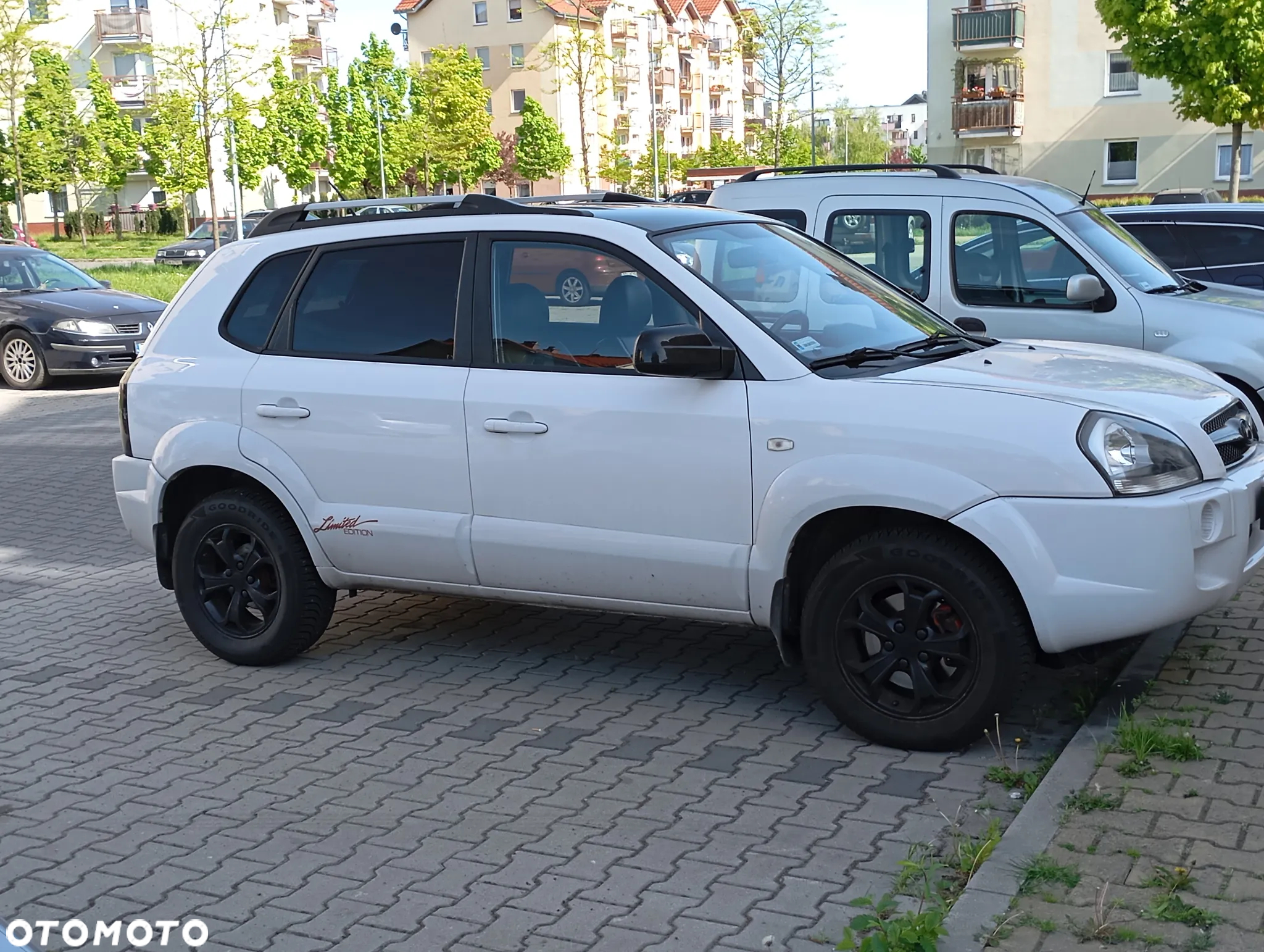 Hyundai Tucson - 2