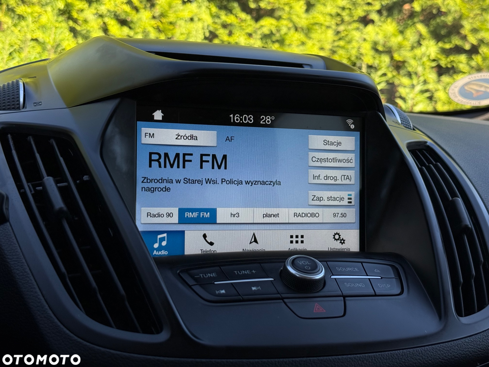 Ford Kuga 1.5 EcoBoost 2x4 Cool & Connect - 16
