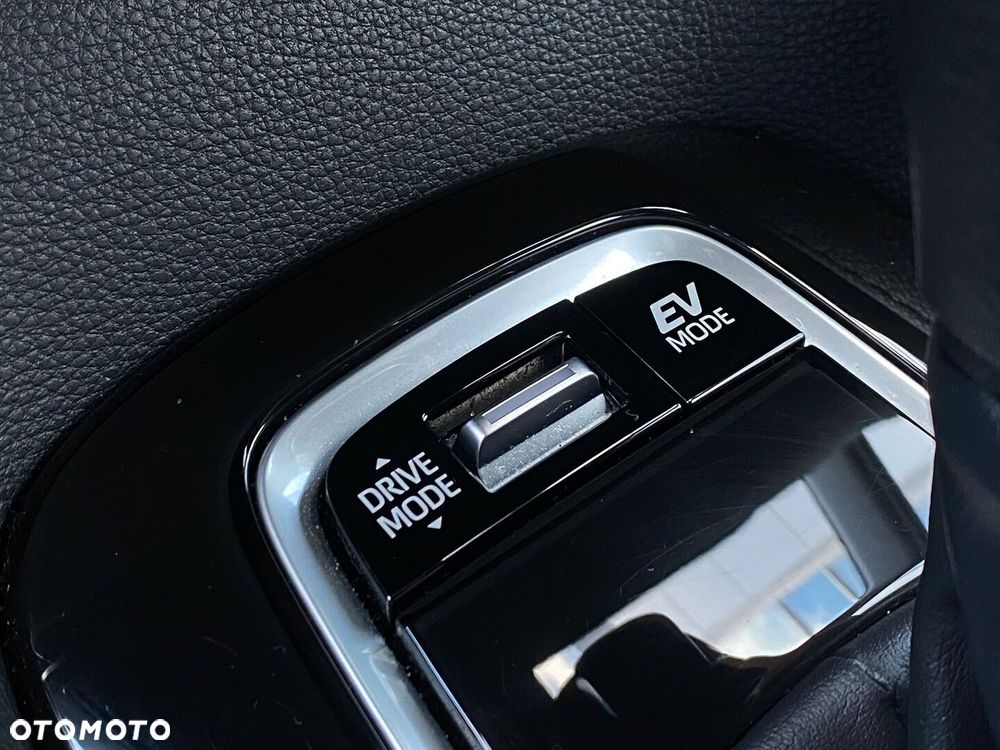 Toyota Corolla 2.0 Hybrid GR Sport - 23