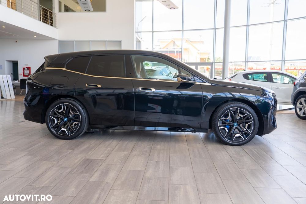 BMW iX xDrive40 - 9