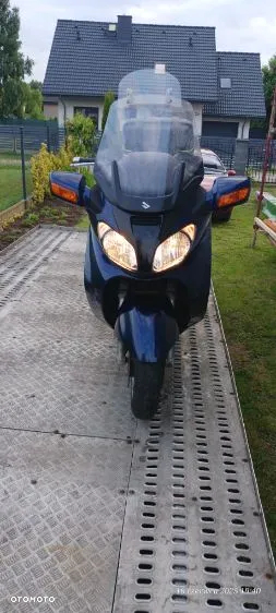 Suzuki Burgman - 6